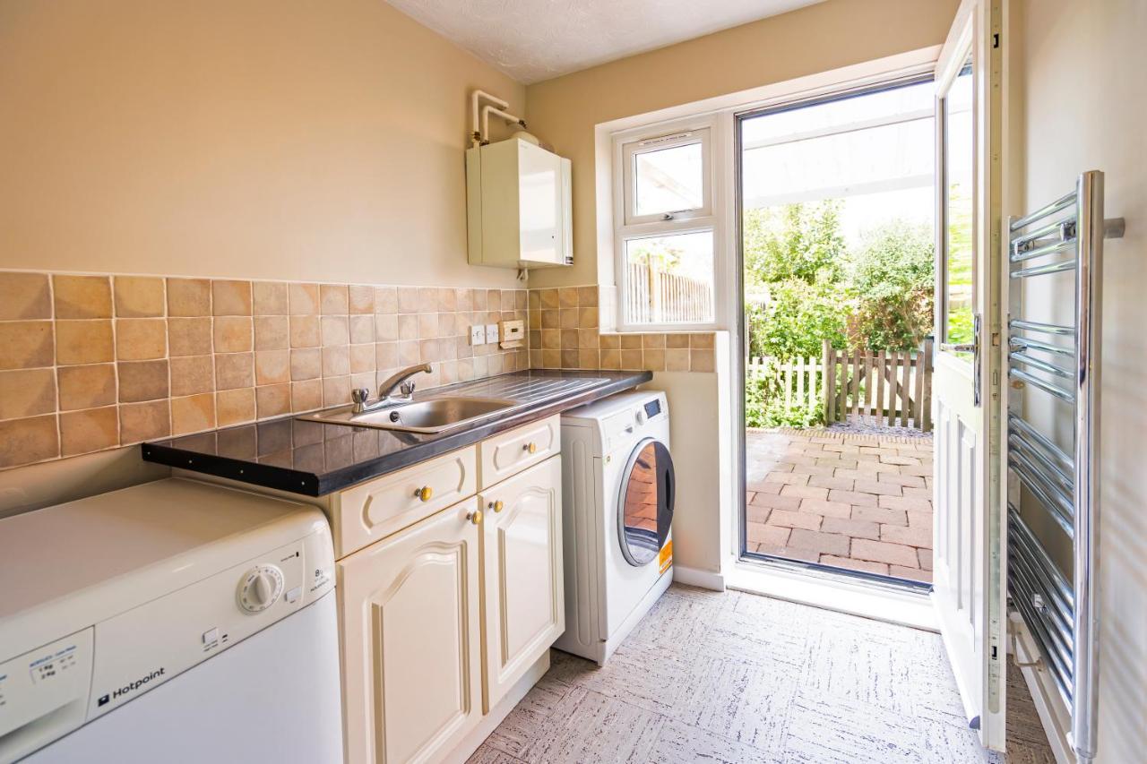 Bright & Modern 4 Bedroom Townhouse Stafford Exteriér fotografie